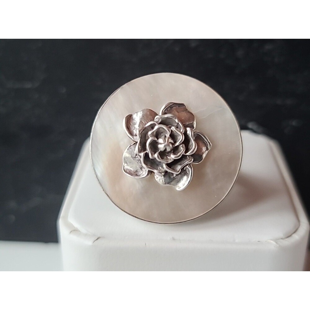 925 Sterling Silver MOP Floral Statement Ring, Size US 7 Vintage